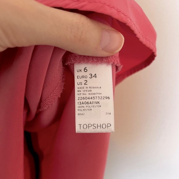 BARBIECORE bubblegum pink tank top by TOPSHOP from Nordstrom. - Picture 8 of 9